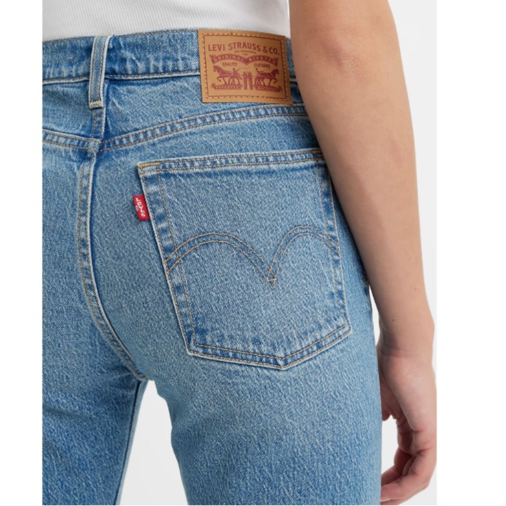 Levi’s Wedgie Straight Fit Jeans